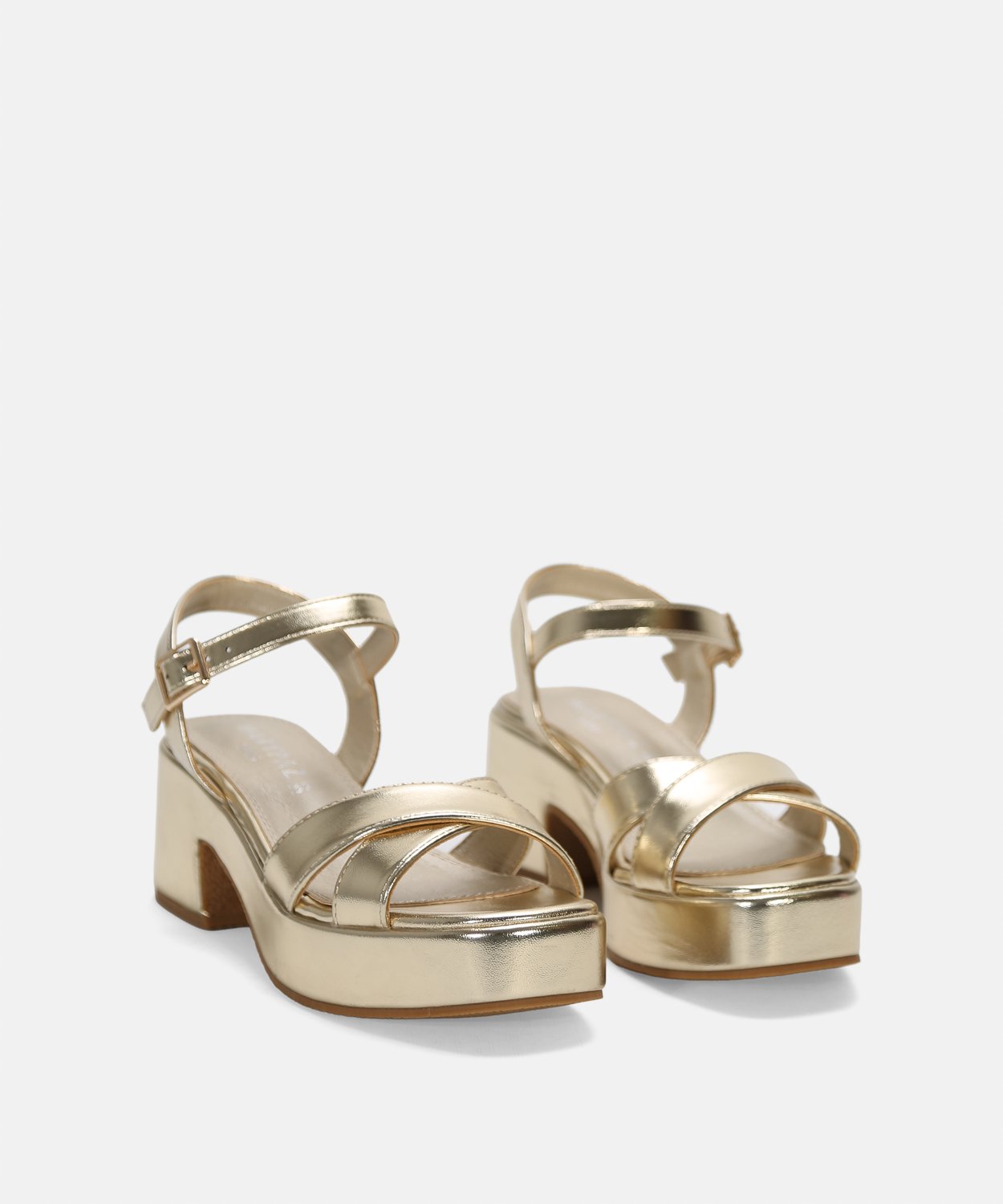 Sandalia plataforma tiras cruzadas image number null